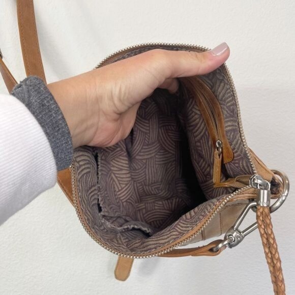 The Sak Tan Leather Crossbody Bag With Adjustable Strap & Front Pocket - Picture 6 of 8